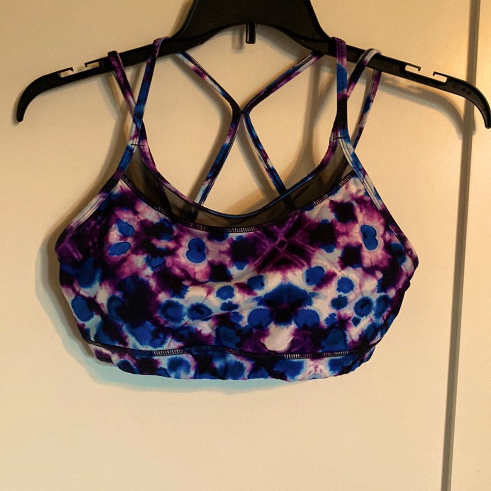 Gaiam workout top; No Flaws!